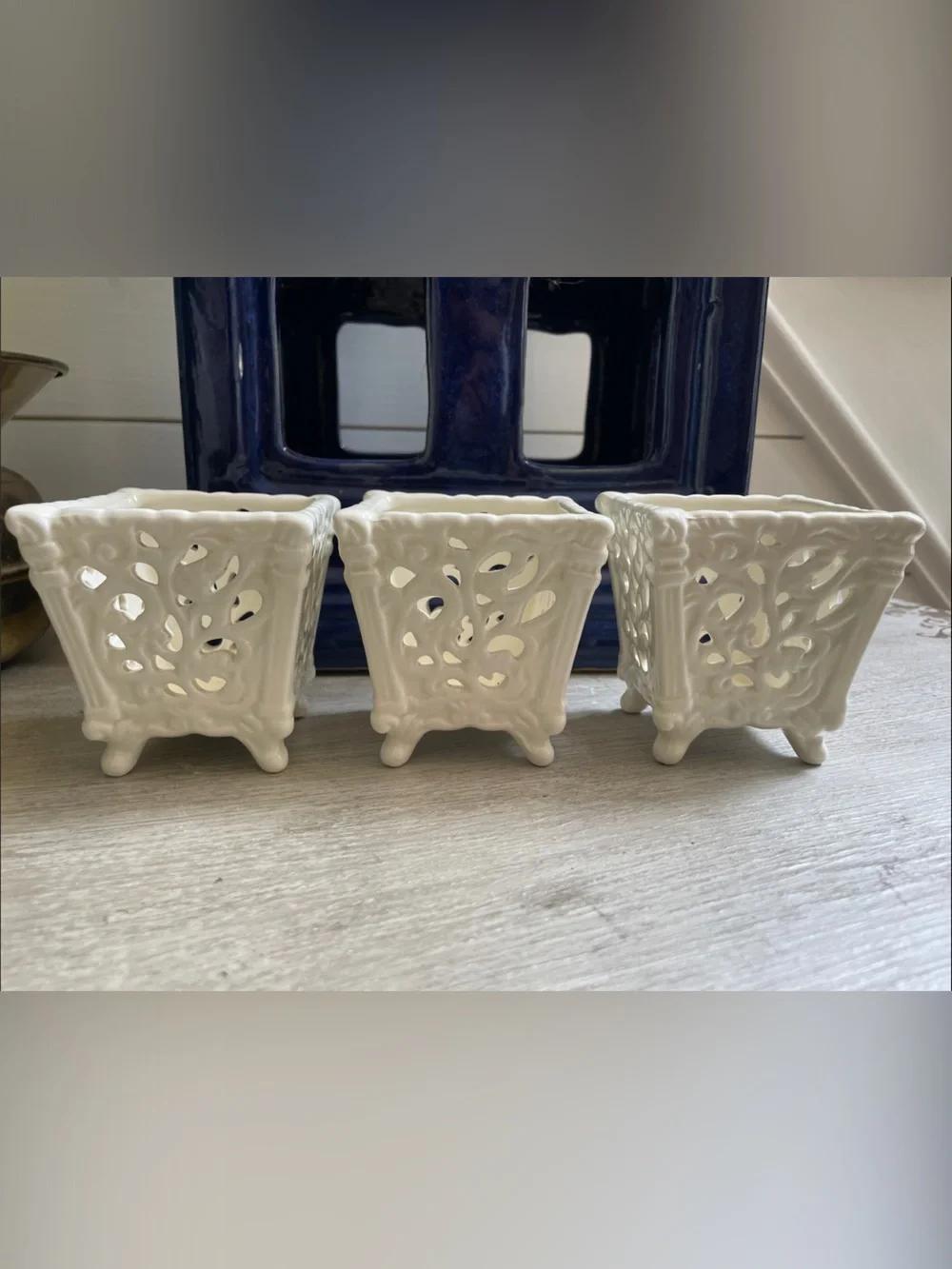 Set of 3 White Ceramic Lattice Footed Tea Light Holders